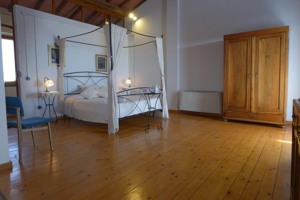 Agriturismo Borgo Del Papa Pensionat Badia  Eksteriør billede