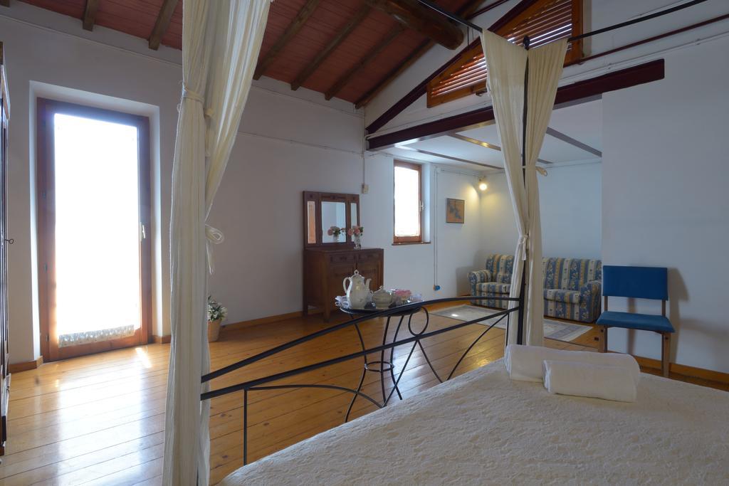 Agriturismo Borgo Del Papa Pensionat Badia  Eksteriør billede